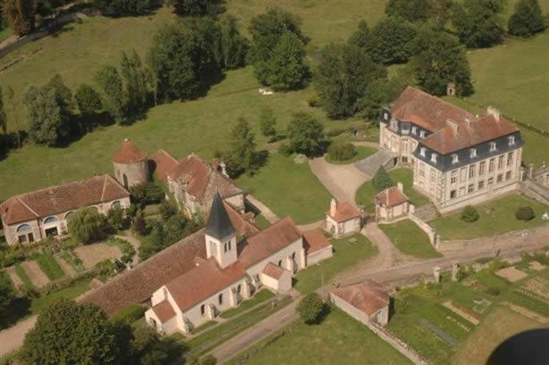 Château de Flée Semur-en-Auxois Exterior foto
