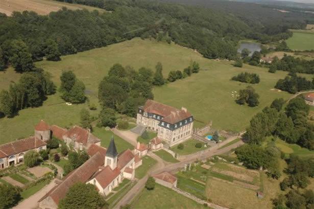 Château de Flée Semur-en-Auxois Exterior foto